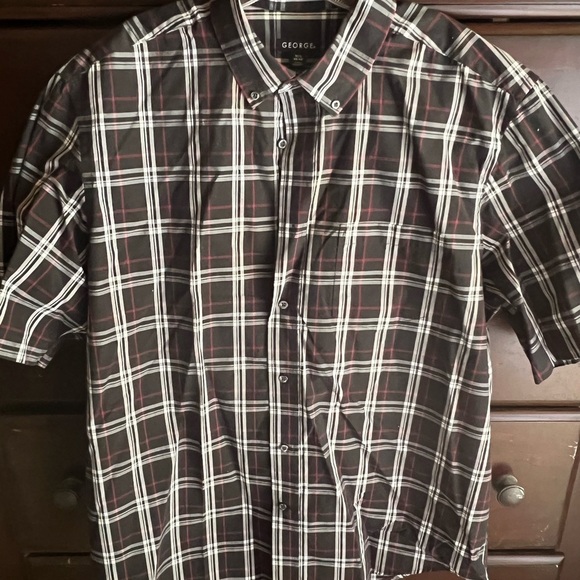 George Men’s Short-Sleeve Plaid Button-Up Shirt – Size XL (46-48) - Picture 1 of 4